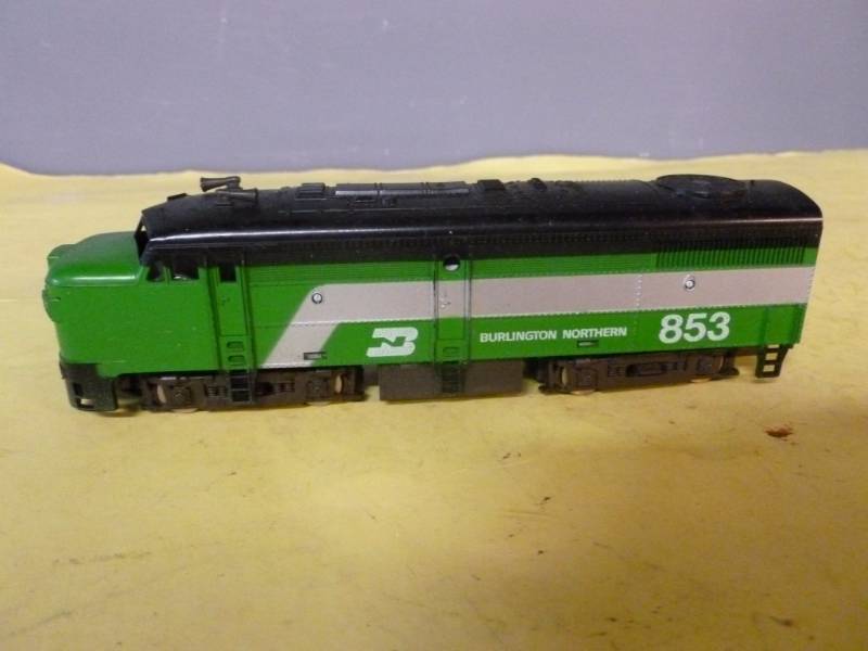 lot 199 image: HO Scale Locomotive