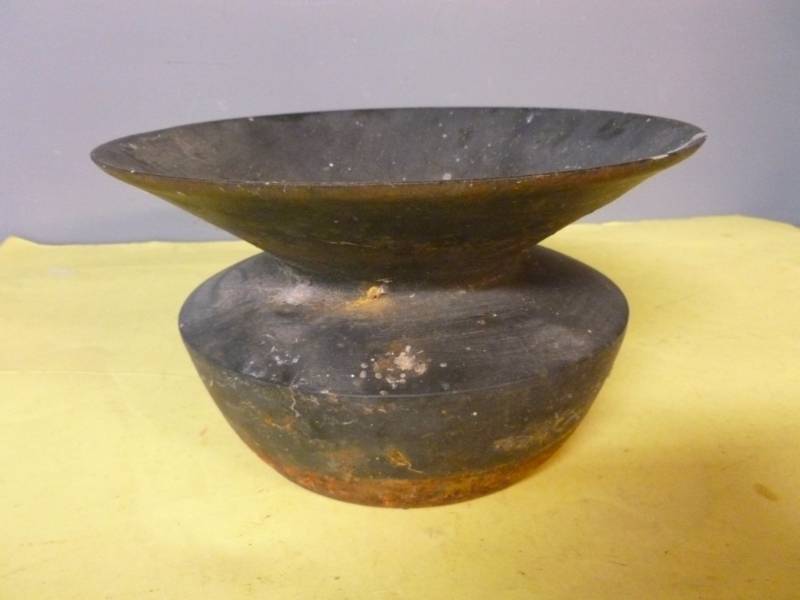 lot 206 image: Vintage Spittoon