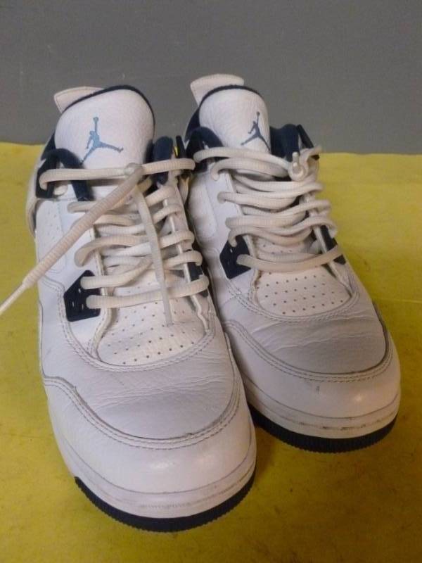 lot 249 image: Nike Air Jordan Shoes