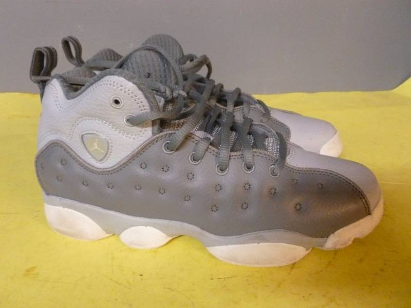 lot 254 image: Nike Air Jordan Shoes
