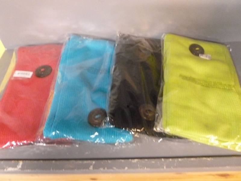 lot 289 image: Ladies Shawl Wraps