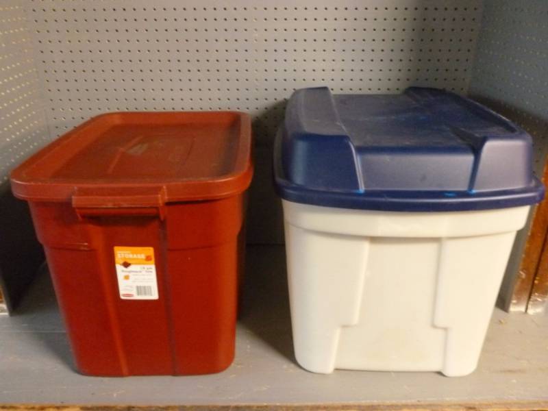 lot 297 image: Storage Totes
