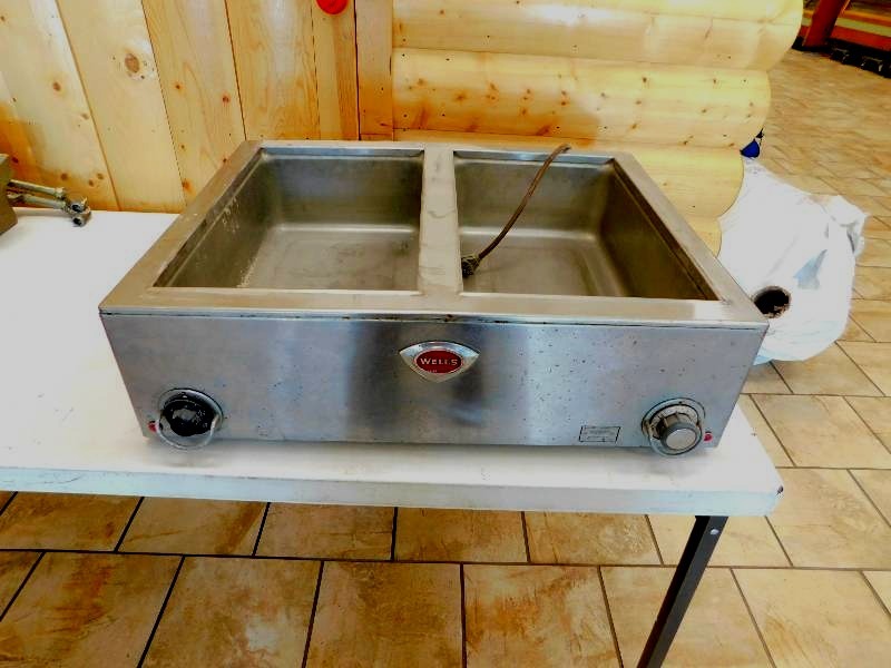 lot 157 image: WELLS TWO PAN DROP IN HOT FOOD WELL