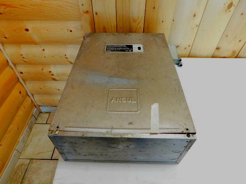 lot 161 image: ANSUL SYSTEM - NEEDS TO BE CHARGED. SERIAL #052344