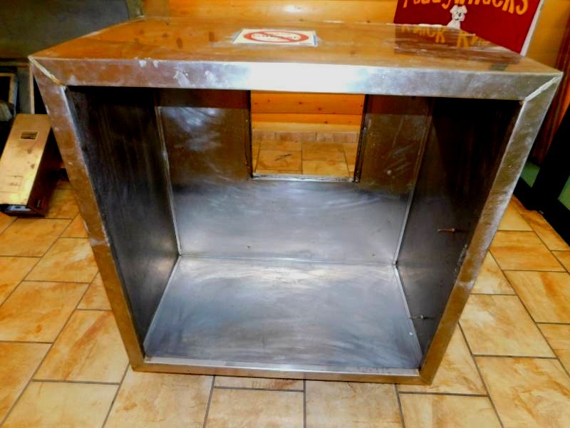 lot 164 image: STAINLESS STEEL HOOD, 40 X 40