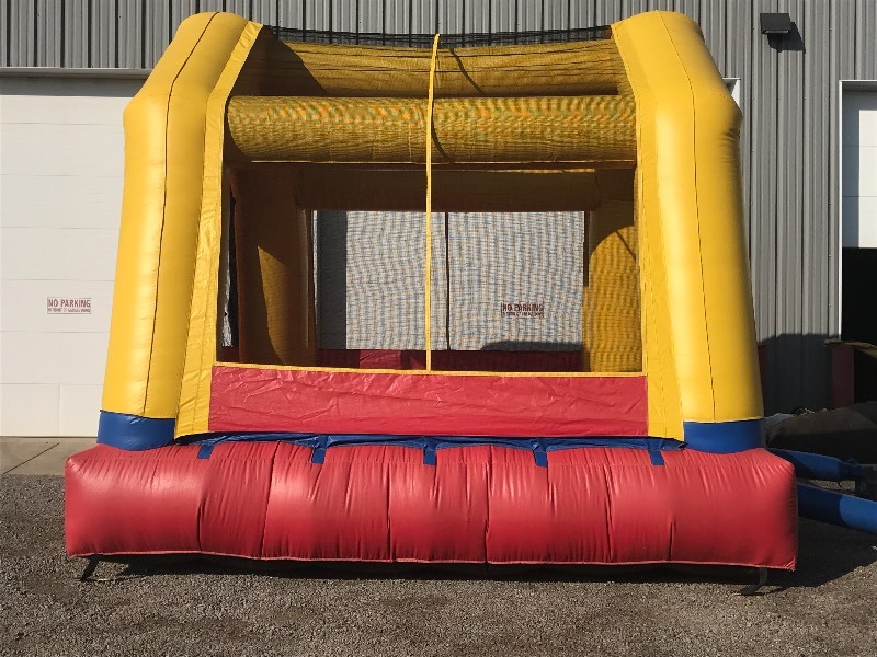 lot 3 image: 15x15 Inflatable Bounce Play House