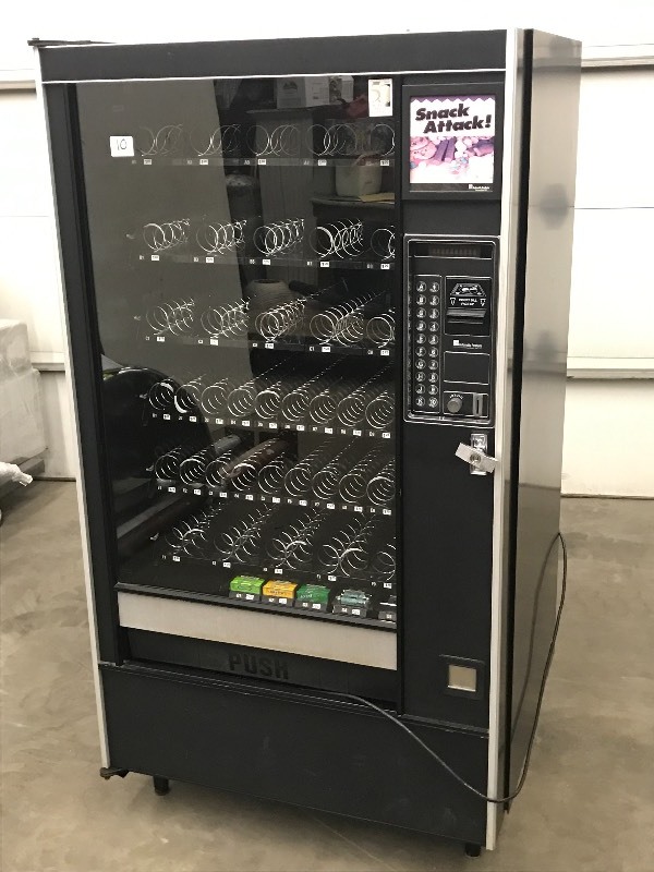 lot 10 image: Snackshop Vending Machine