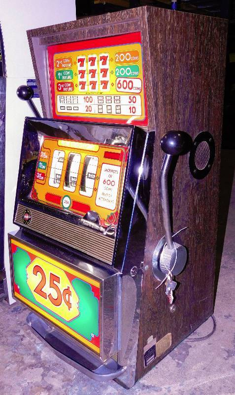 lot 1007 image: BALLY SEVENS REEL SLOT MACHINE