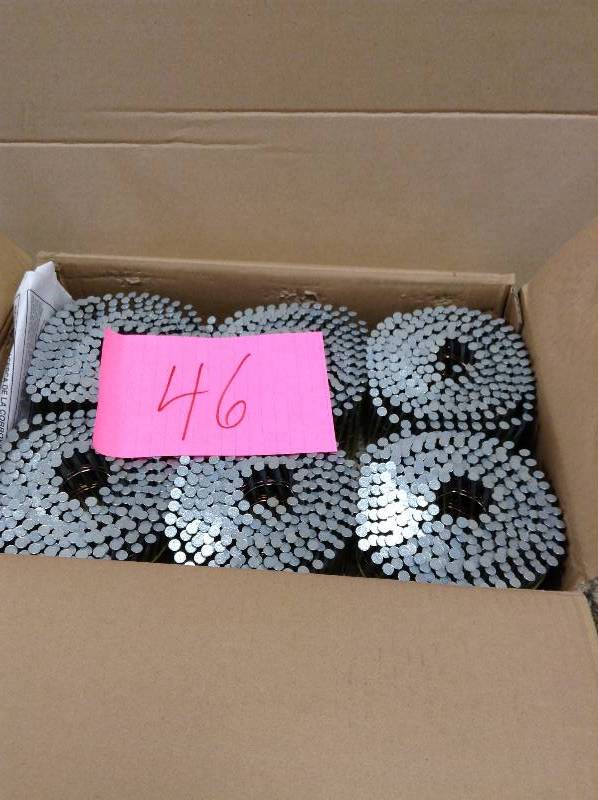 lot 46 image: Dewalt Coil Framing Nails 1 box