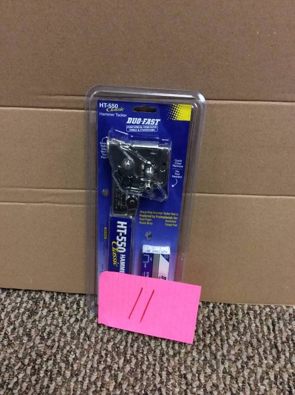 lot 11 image: Duo Fast Hammer Tacker HT550 new
