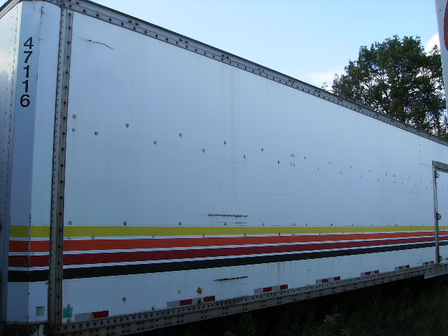 lot 13 image: 1989 Stoughton 48 Dry Van Trailer