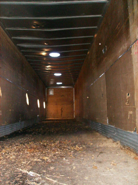 lot 2 image: 1996 Utility 53 Dry Van Trailer