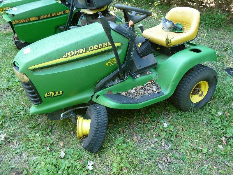 john deere 133 lawn tractor