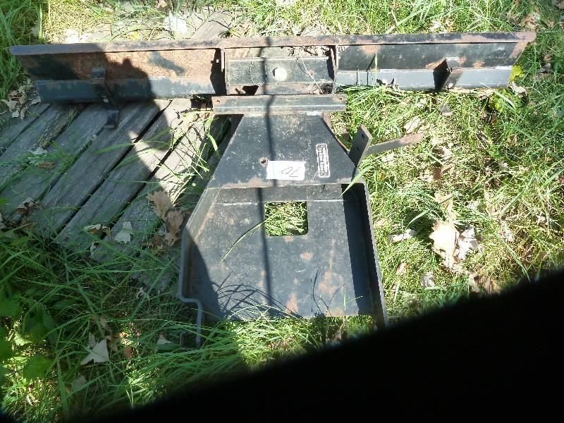 lot 70 image: John Deere Blade Type 54C Fits 140