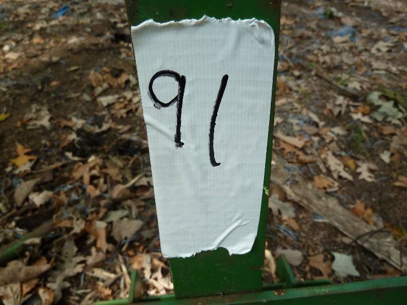 lot 91 image: John Deere Vintage 110 to 140 Brush Guard
