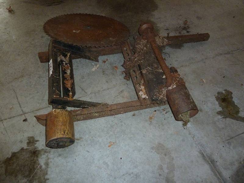 lot 137 image: Buzz Saw for Tractor