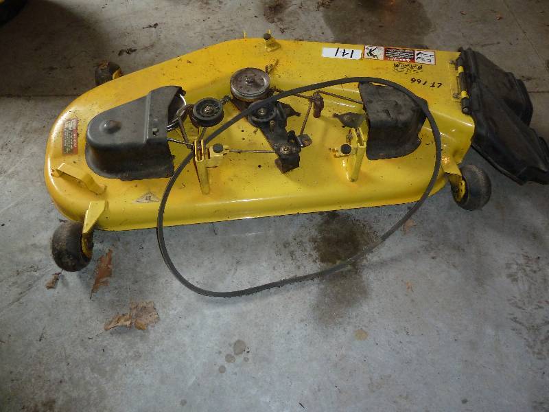 lot 141 image: John Deere Mower Deck LT Series