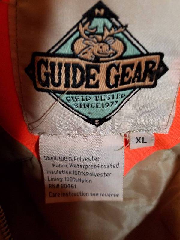 lot 11 image: Guide Gear Hunting Coat...XL
