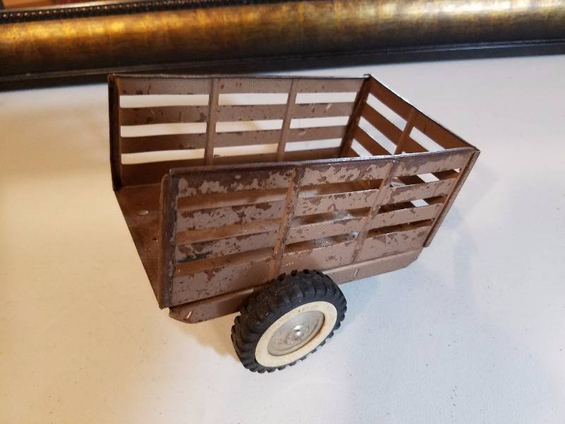 lot 107 image: Catlle Hauler from The 50s