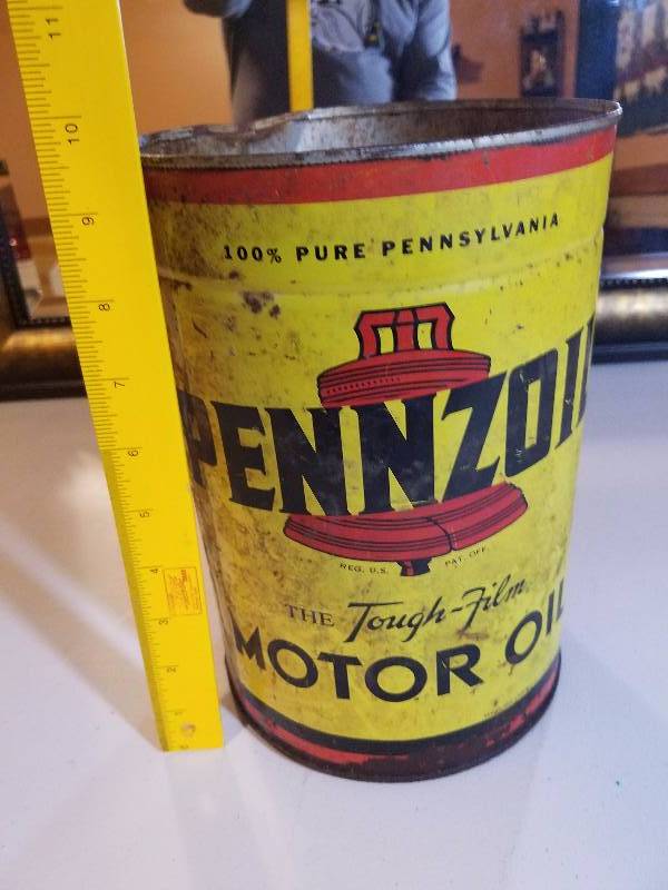 lot 59 image: Pennzoil Collectible Oil can