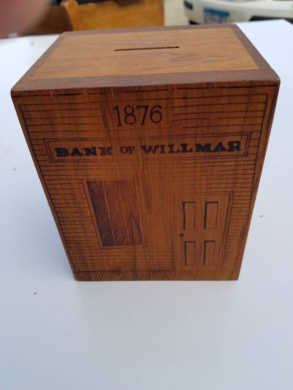lot 73 image: Bank Of Willmar Commemorative Wood bank (1876-1976)