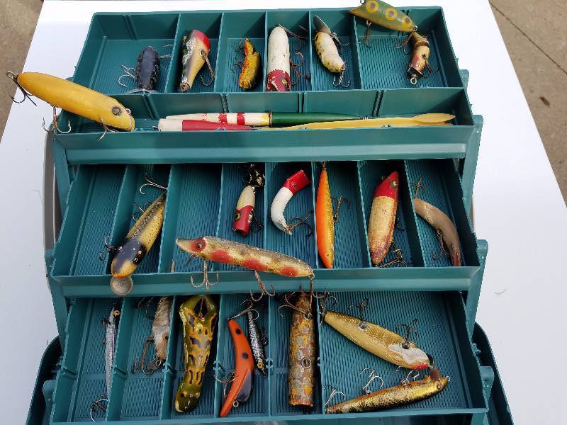 lot 70 image: Vintage Fishing Lures In Box