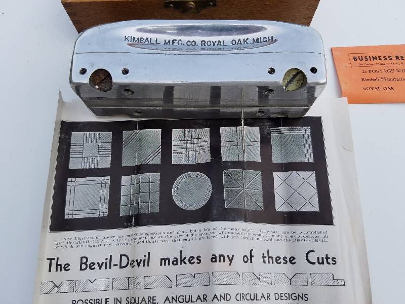 lot 81 image: Bevil-Devil Wood Working Tool