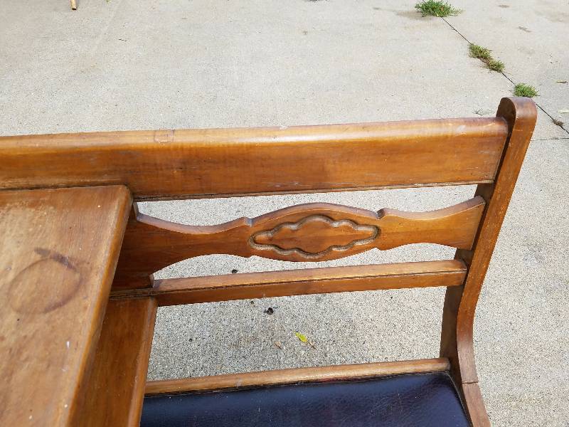 lot 86 image: 1930s Phone Bench