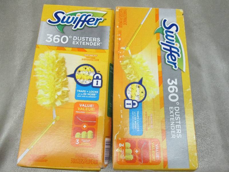 Lot of 2 Swiffer 360 Duster Extende...