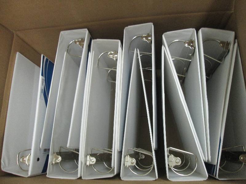 Box of 11 WhiteBlue 3 D Ring Binde...