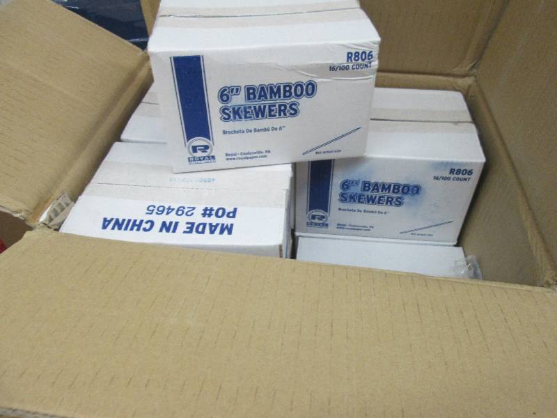 Case of 16 Boxes of Royal 100- 6 in...