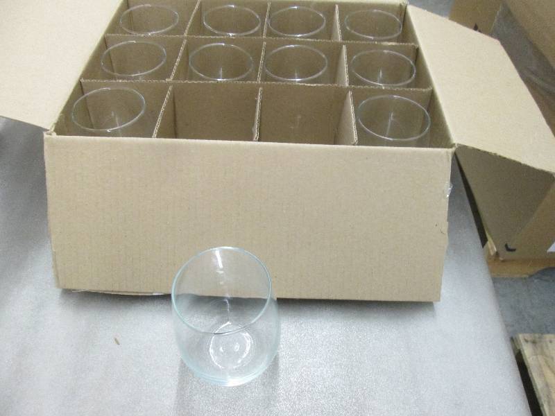 Lot of 11 Stemless White Wine Glass...