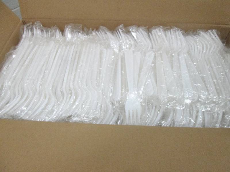 Case of 1000 White Heavy Weight Ind...