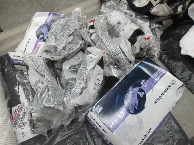 24 plus 3M Reader Safety Glasses 1....