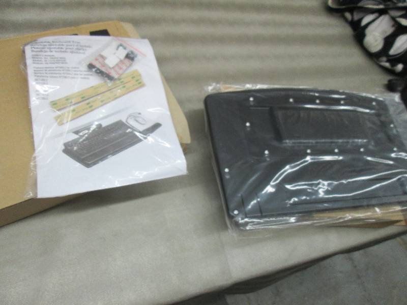 3M Adjustable Keyboard TrayPlatfor...