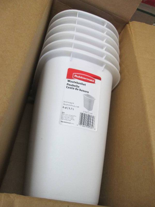 Lot of 6 Rubbermaid Wastebaskets 6 ...