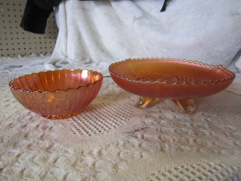 lot 64 image: Fenton Footed Bowl and Smaller Bowl...
