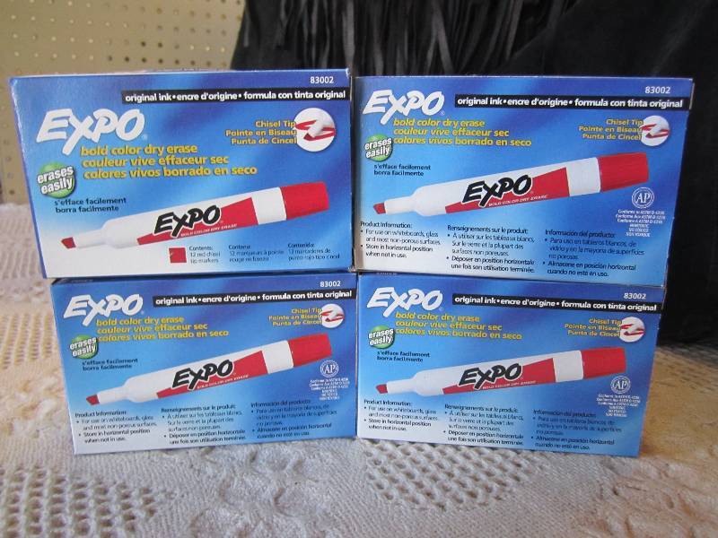 lot 112 image: Lot of 48 (4 boxes of 12) Expo Dry ...