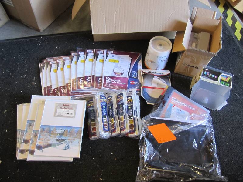 lot 123 image: Lot of Misc Items Box of Belkin Cha...
