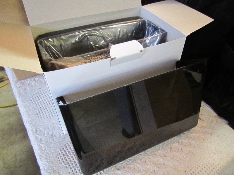 lot 190 image: Case of 4 Boxes 3pc Stak-A-File Wal...