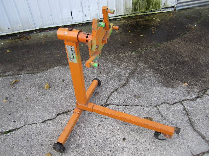 lot 230 image: Buffalo Brand Engine Stand Model E...