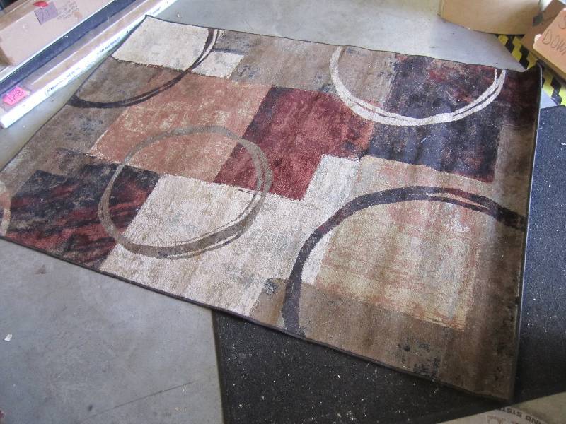 lot 276 image: Area Rug 63 x 88...