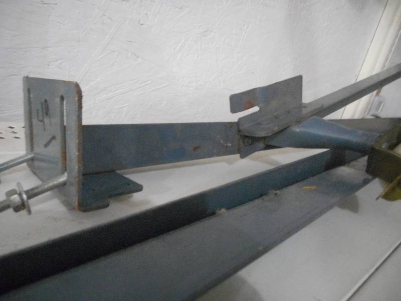 QUEEN BED FRAME