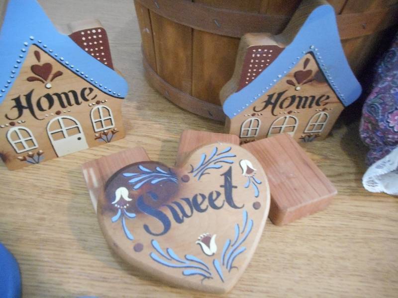 BASKET, BUNNY AND HOME INTERIOR BUNNY PICTURE, HOME SWEET HOME