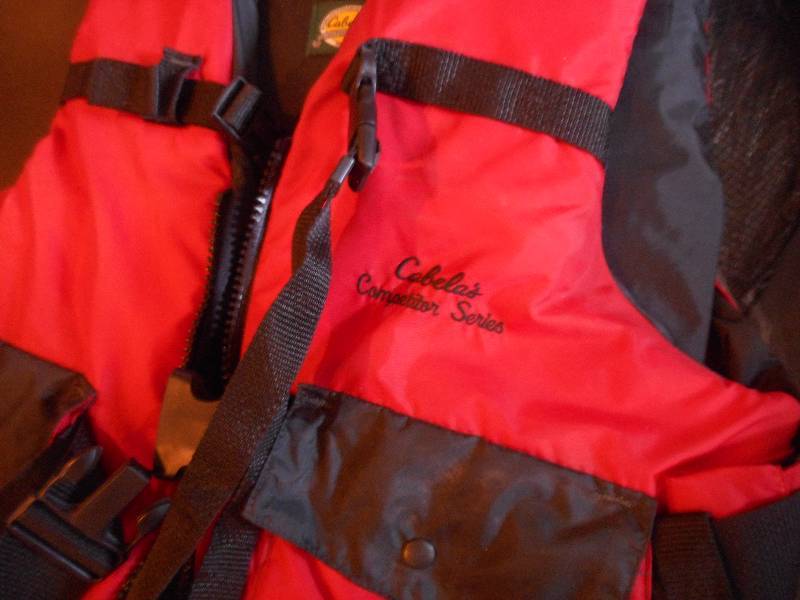 CABELAS LIFE VEST ADULT 4X-7X