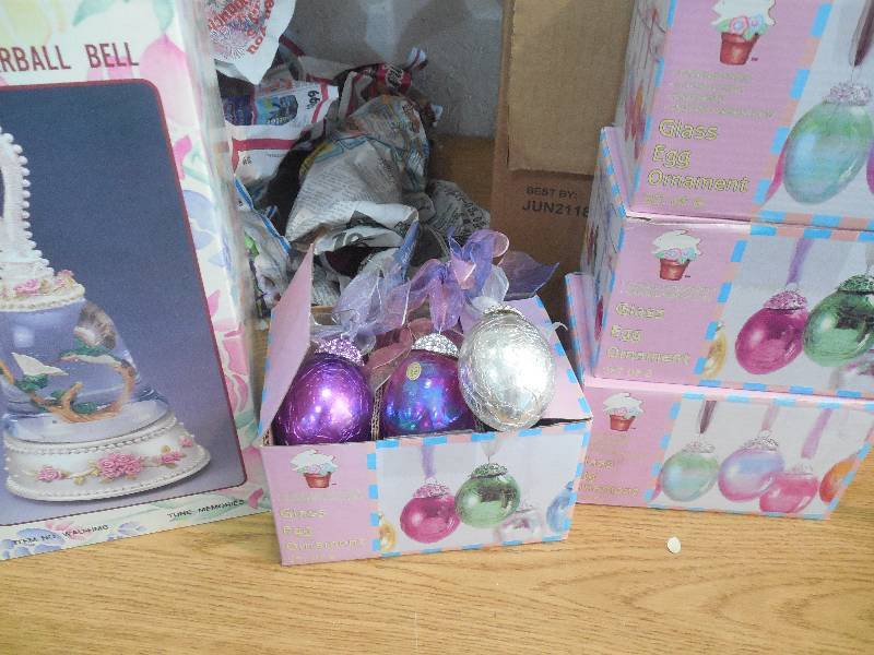 BOX LOT OF CANDLES, GLASS EGG DECORATIONS, ROSE FIGURINES, SNAILS