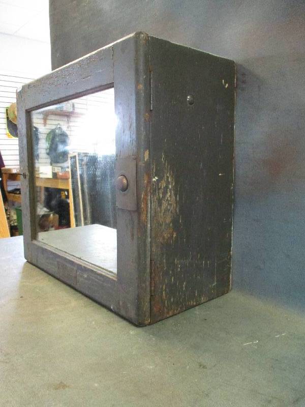 Vintage Continuous Hand Towel Unit