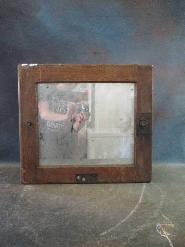 Vintage Wooden Continuous Towel Box
