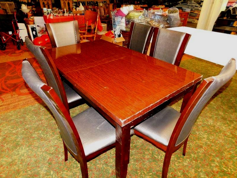 DINING ROOM TABLE AND CHAIRS