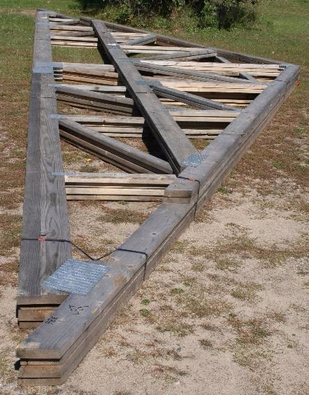 lot 9 image: Rafters